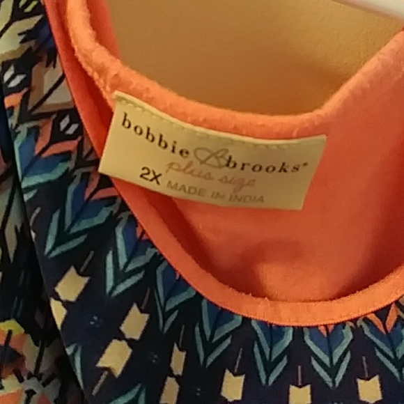 Tank - Picture 2 of 2